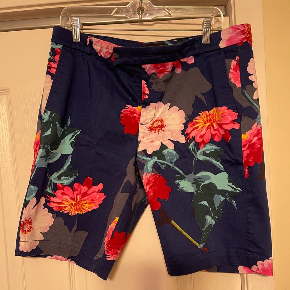 Banana Republic-Floral Bermuda Shorts